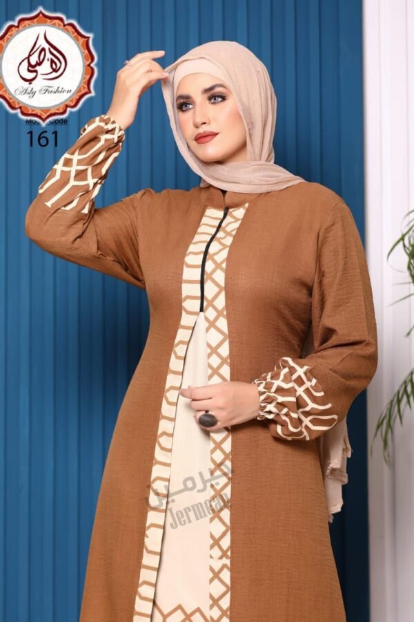 ⁦عباية كتان - لمسة من البساطة والأناقة مع روان ستور⁩ - الصورة ⁦2⁩
