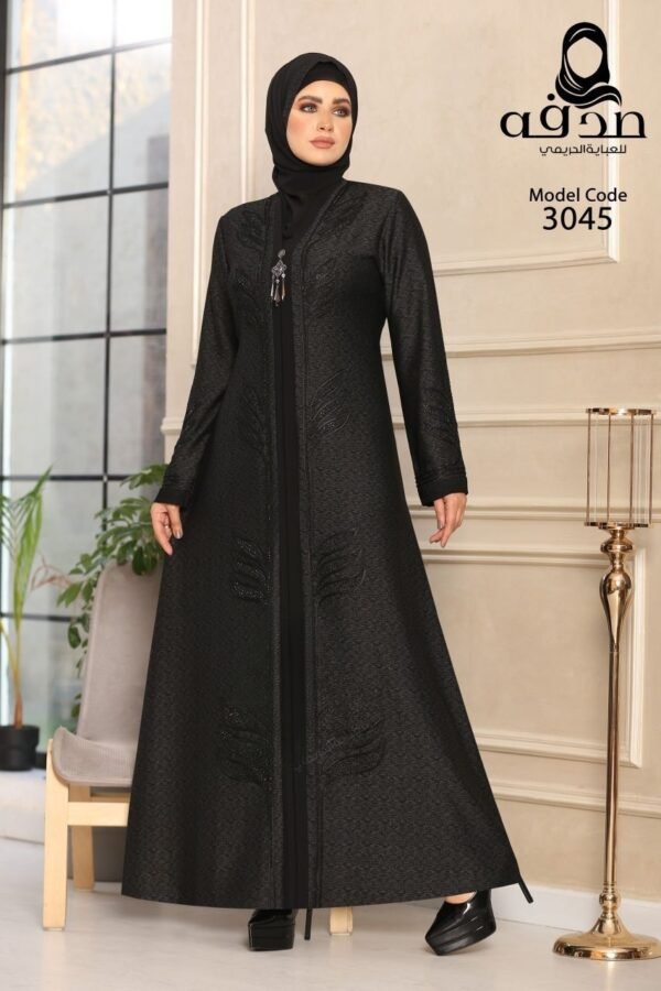 ⁦✨ عباية خليجية بخامة الجاكار مع تطريز قطان عربي ✨⁩ - الصورة ⁦3⁩