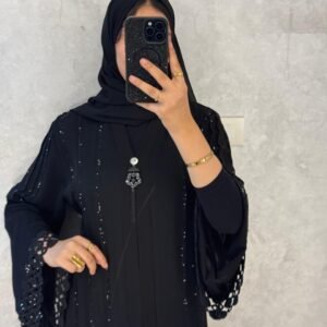 عباية المها – أنوثة ورقي.